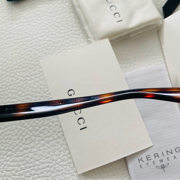 New Gucci Cat Eye Sunglasses 53mm